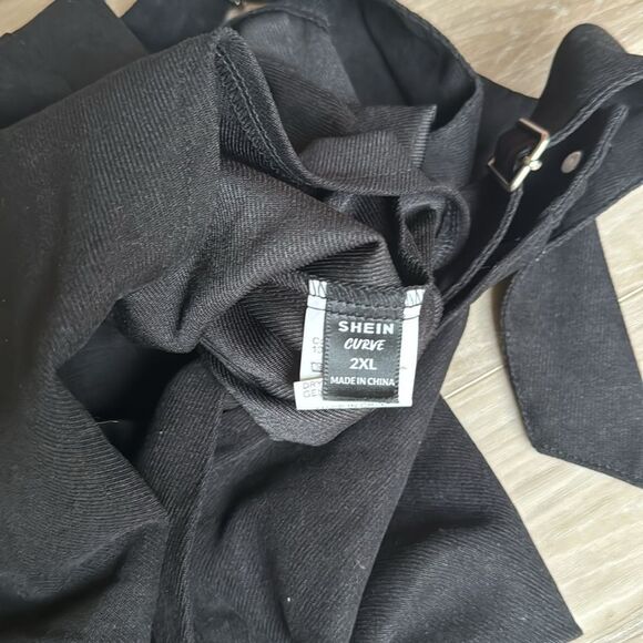 Shein Curve Black Faux Suede Romper Jumpsuit Size 2X - Picture 5 of 5